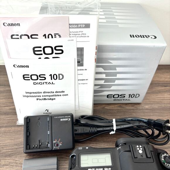 Canon EOS 10D DSLR Camera with Batteries, Charger, Paperwork and Original Box - Picture 2 of 4